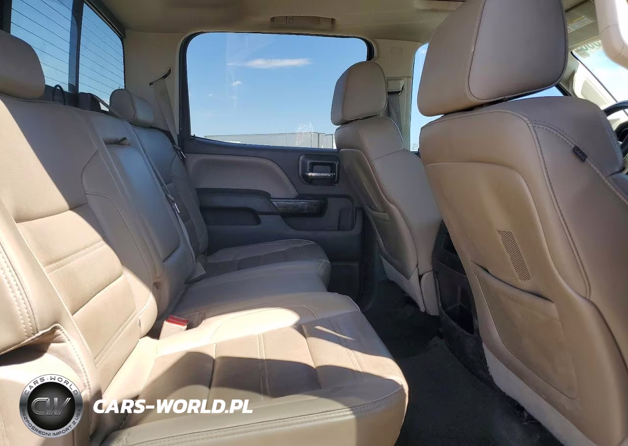 2015 GMC Sierra K2500 Denali VIN:1GT120E85FF577867 - 11