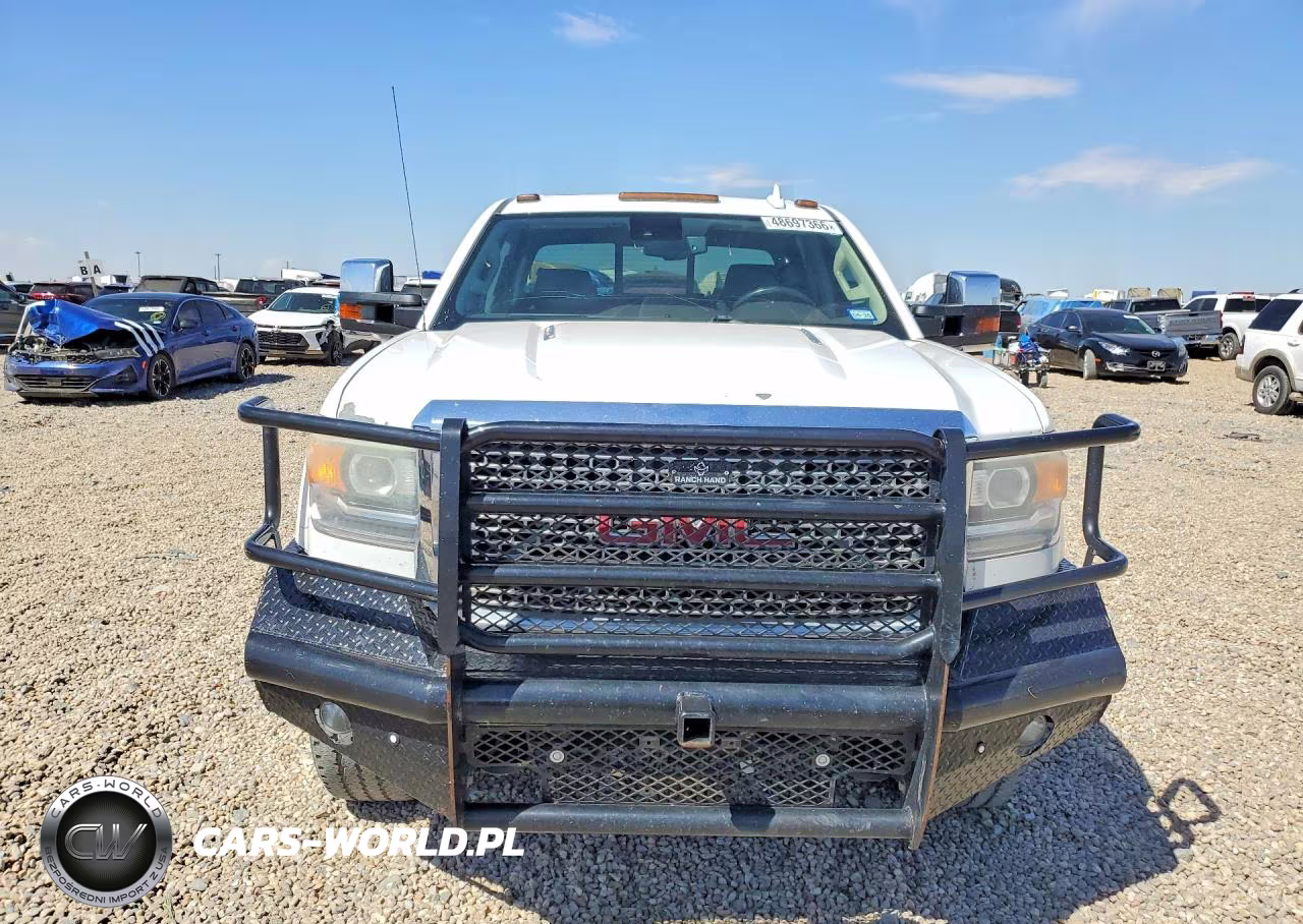 2015 GMC Sierra K2500 Denali VIN:1GT120E85FF577867 - 5