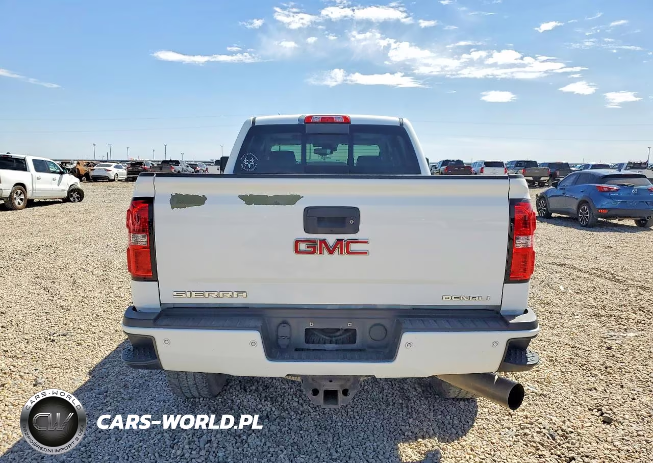 2015 GMC Sierra K2500 Denali VIN:1GT120E85FF577867 - 6