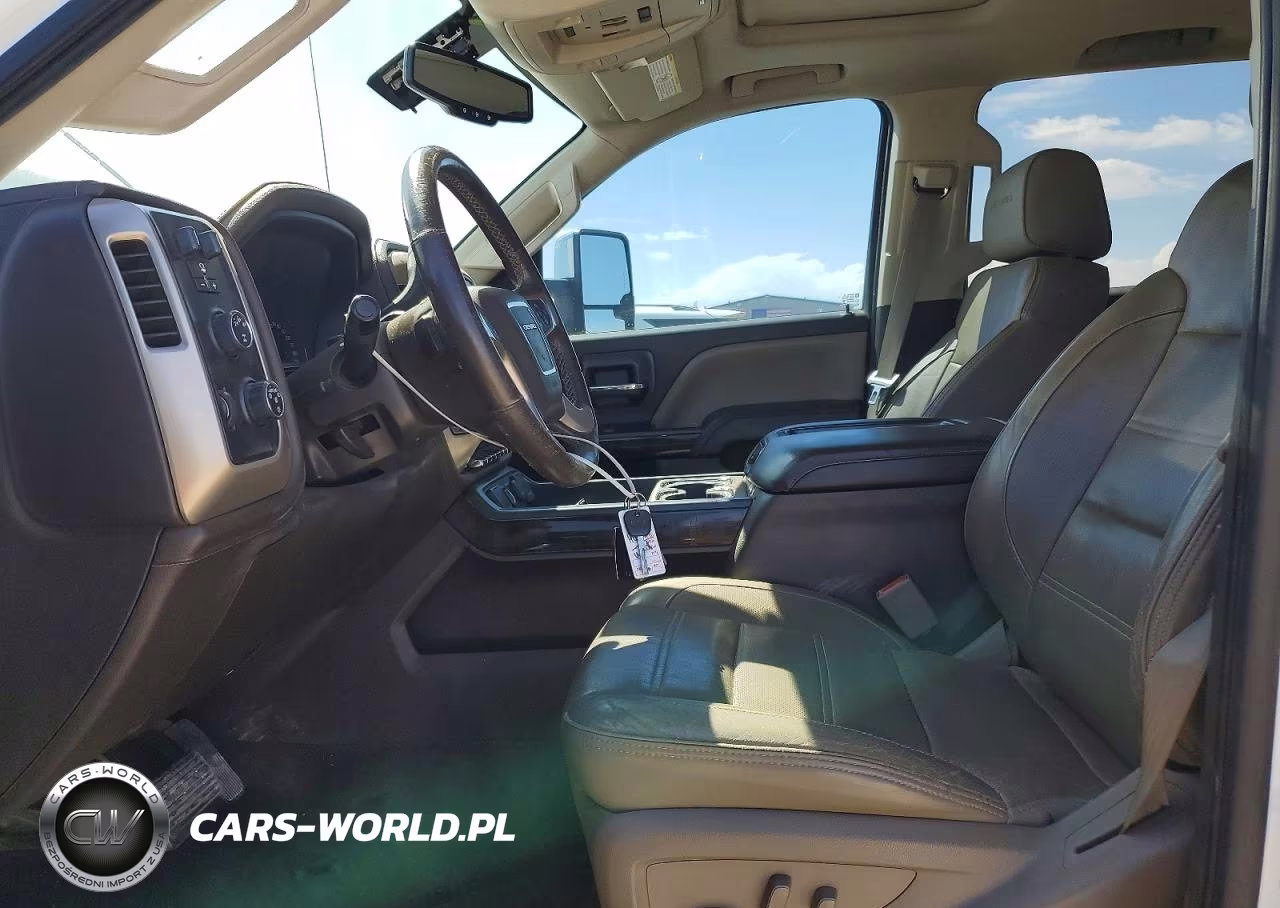 2015 GMC Sierra K2500 Denali VIN:1GT120E85FF577867 - 7