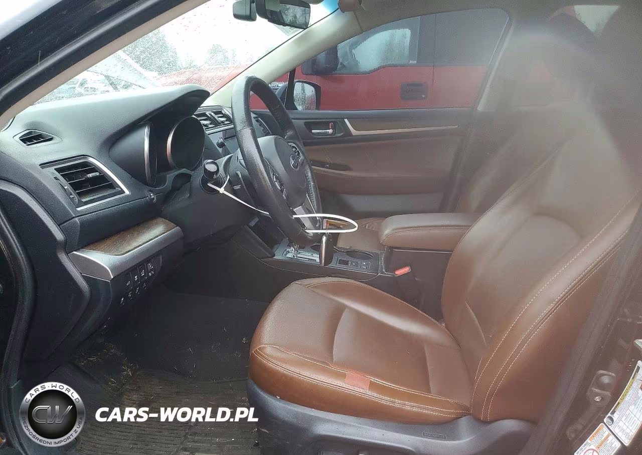 2017 Subaru Outback Touring VIN:4S4BSATC6H3272654 - 7