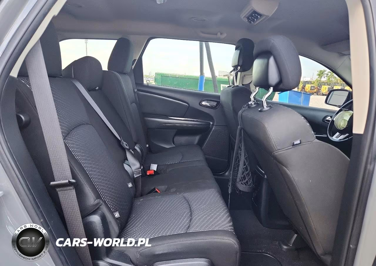 2019 Dodge Journey Se VIN:3C4PDCBB2KT773934 - 11
