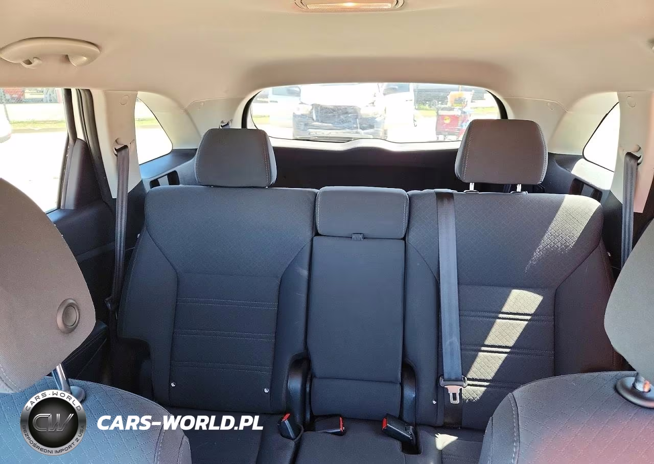 2020 Kia Sorento Lx VIN:5XYPG4A32LG625301 - 10