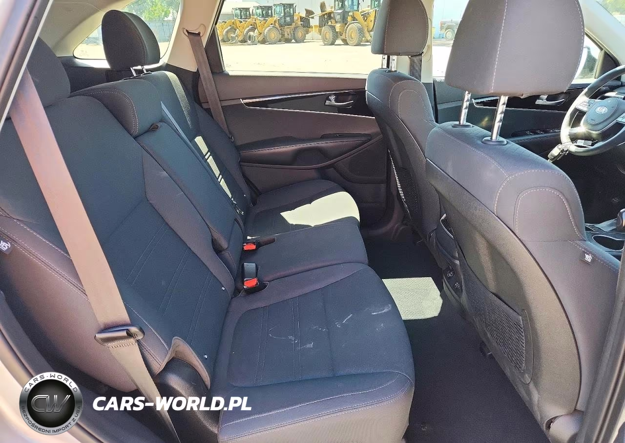 2020 Kia Sorento Lx VIN:5XYPG4A32LG625301 - 11