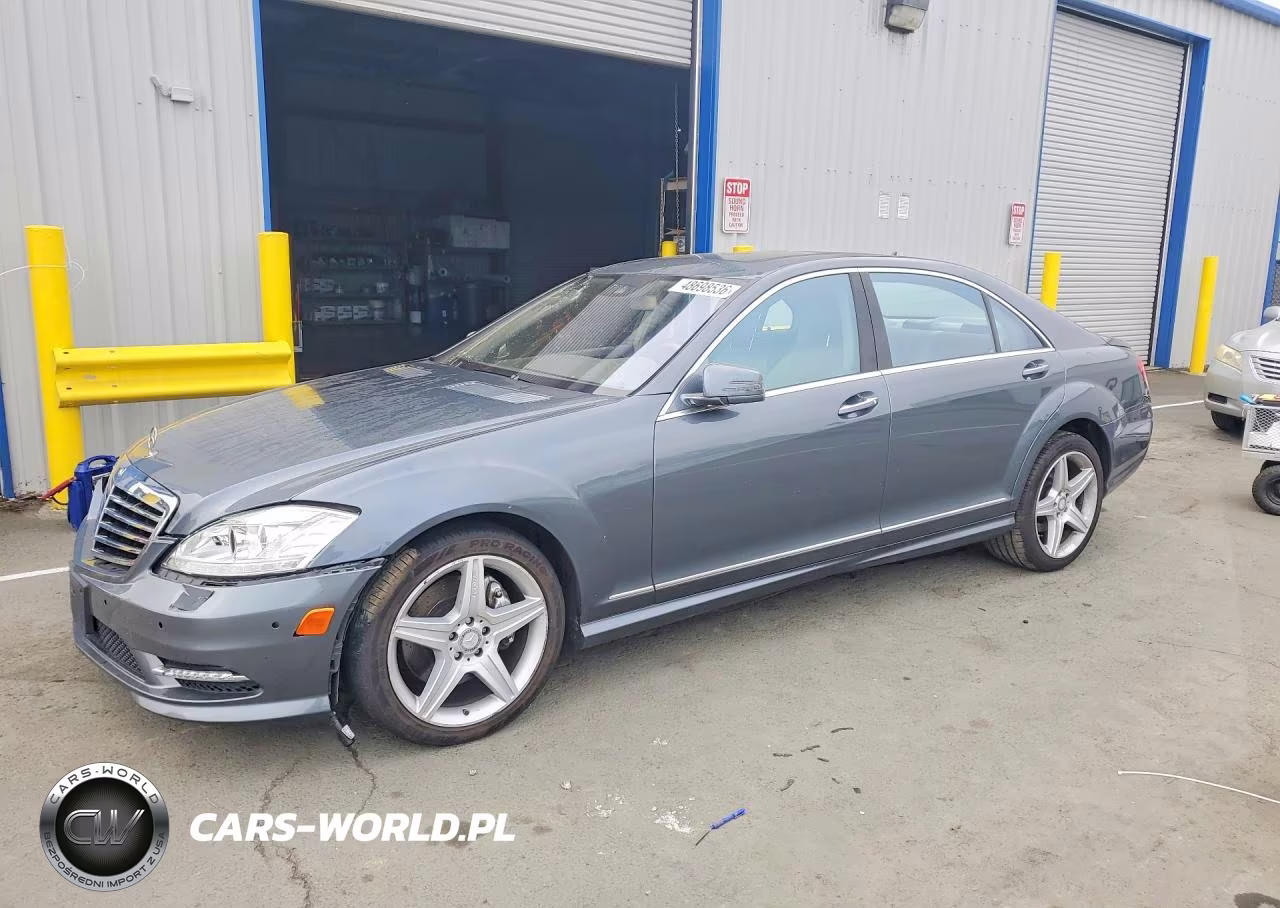 2011 Mercedes-Benz S 550