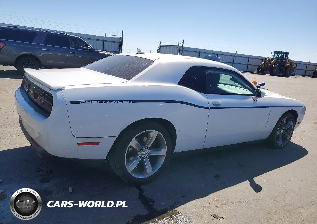 2016 Dodge Challenger Sxt VIN:2C3CDZAG4GH323446 - 3