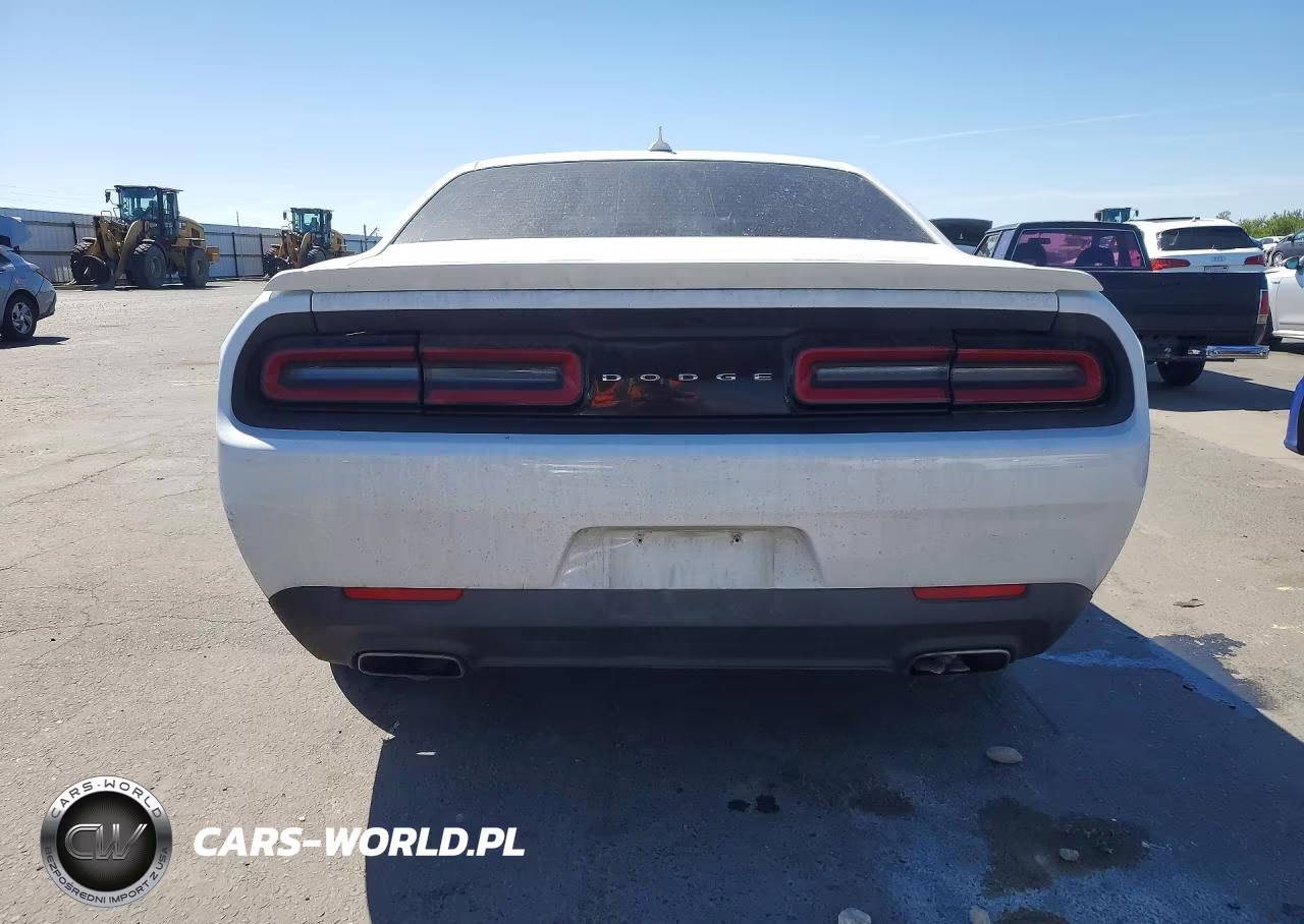 2016 Dodge Challenger Sxt VIN:2C3CDZAG4GH323446 - 6