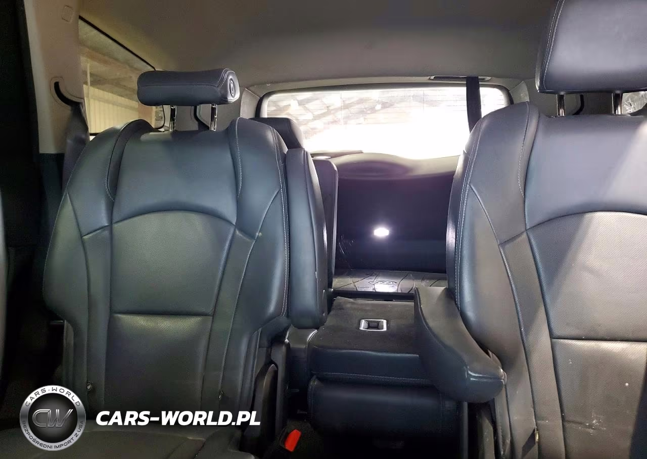 2018 Buick Enclave Essence VIN:5GAERBKW4JJ185434 - 10