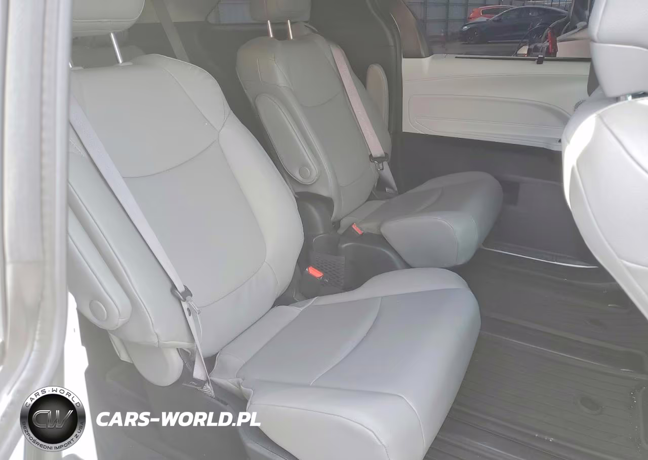2025 Toyota Sienna Xle 7-Passenger VIN:5TDJRKEC4SS261172 - 11