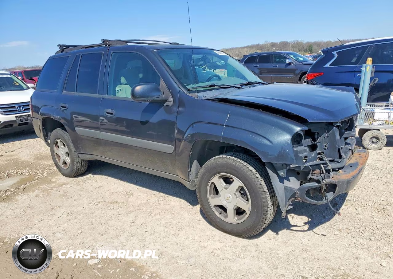 2005 Chevrolet Trailblazer Ls VIN:1GNDS13S052309923 - 4