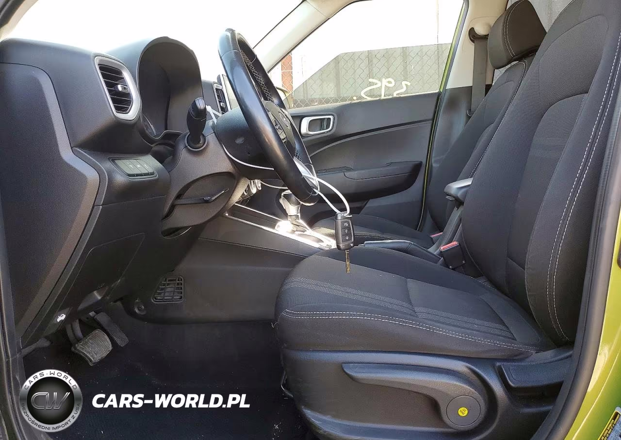 2021 Hyundai Venue Sel VIN:KMHRC8A39MU072802 - 7