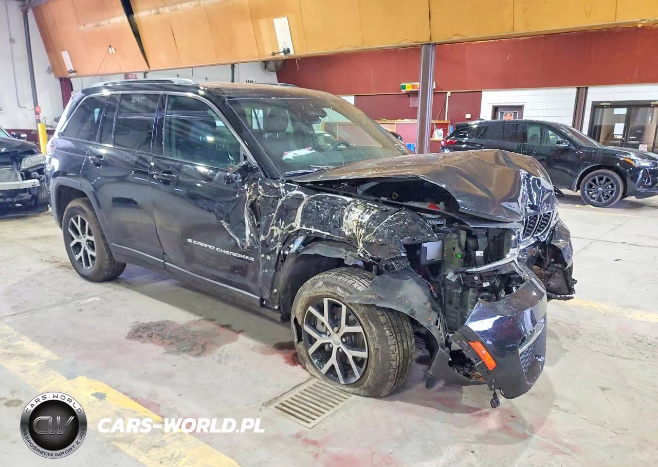 2025 Jeep Grand Cherokee Limited VIN:1C4RJHBG7SC352264 - 4