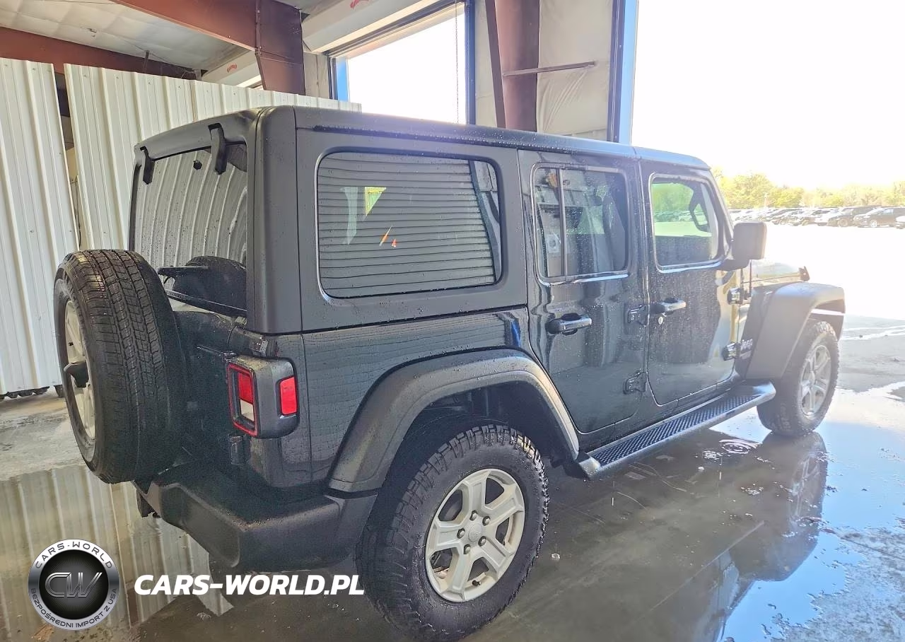 2021 Jeep Wrangler Unlimited Sport VIN:1C4HJXDG9MW519583 - 3