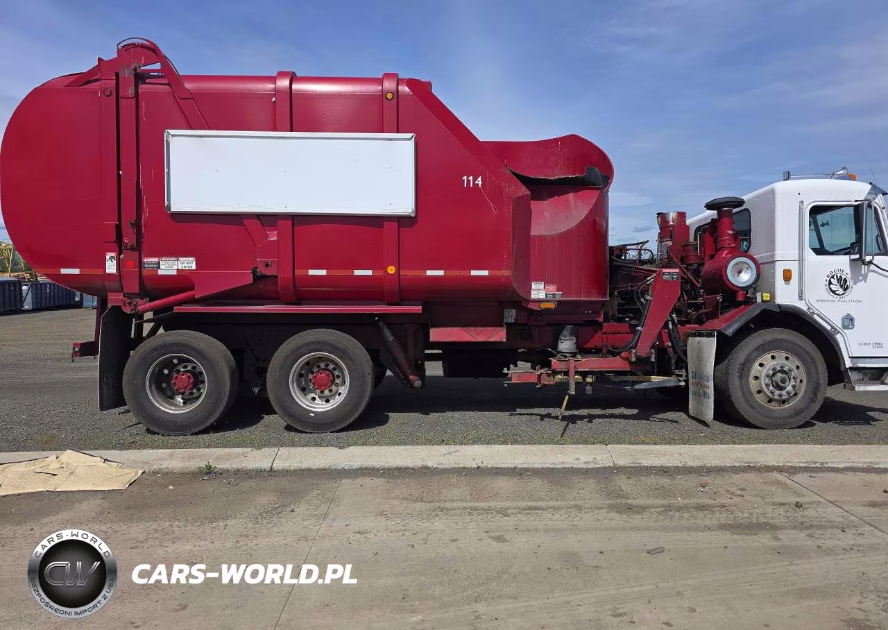 2006 Peterbilt 320 VIN:1NPZL00X96D716451 - 3