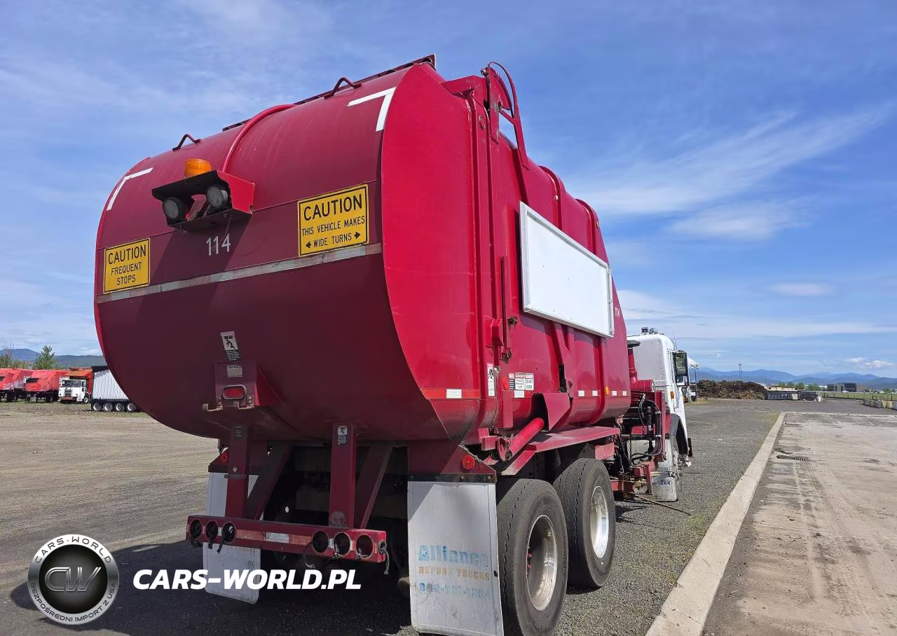 2006 Peterbilt 320 VIN:1NPZL00X96D716451 - 4