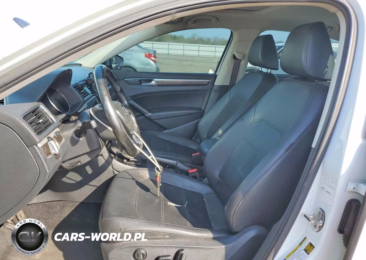 2016 Volkswagen Passat Se VIN:1VWBT7A32GC011623 - 7