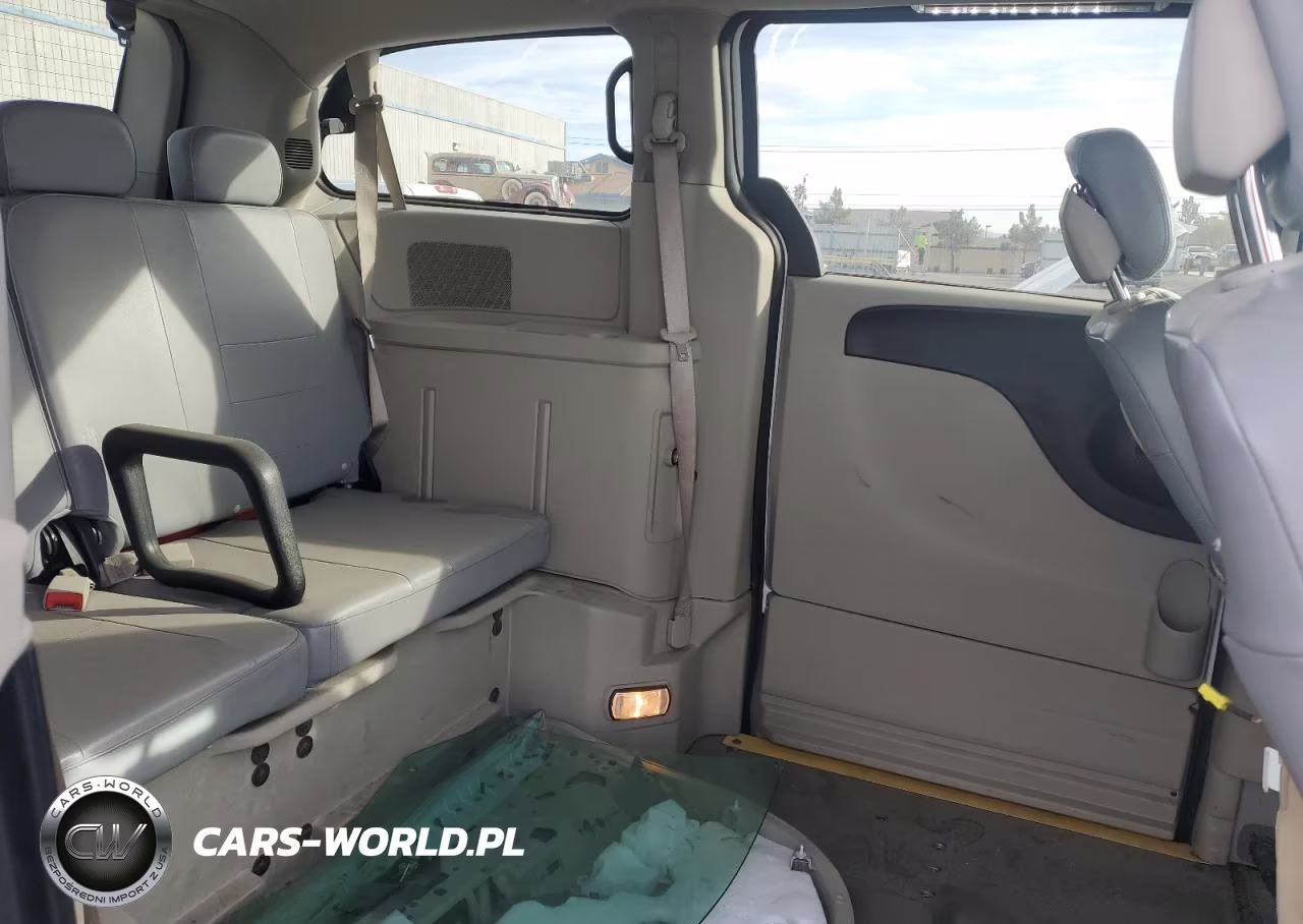 2018 Dodge Grand Caravan Se VIN:2C7WDGBG8JR243227 - 11