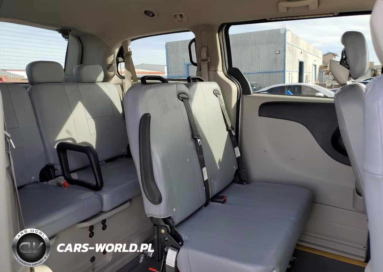 2018 Dodge Grand Caravan Se VIN:2C7WDGBG6JR216723 - 11