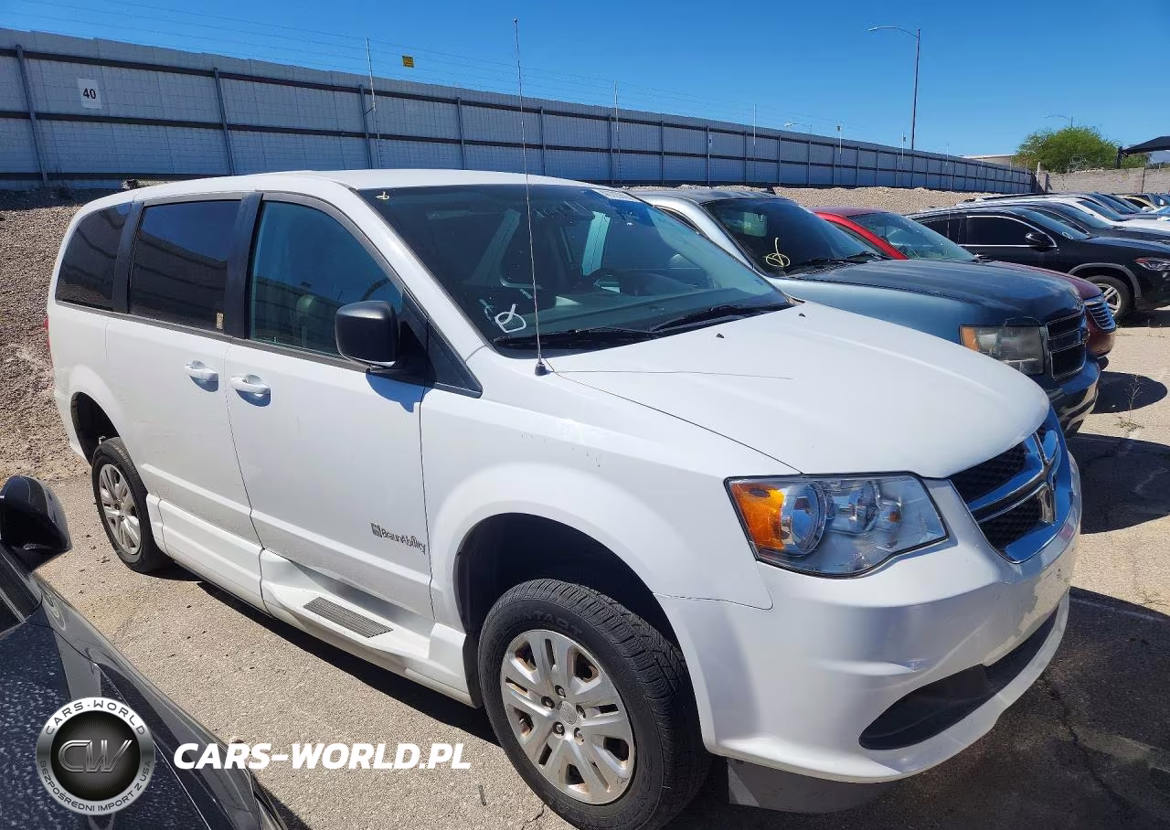 2018 Dodge Grand Caravan Se VIN:2C7WDGBG6JR216723 - 4