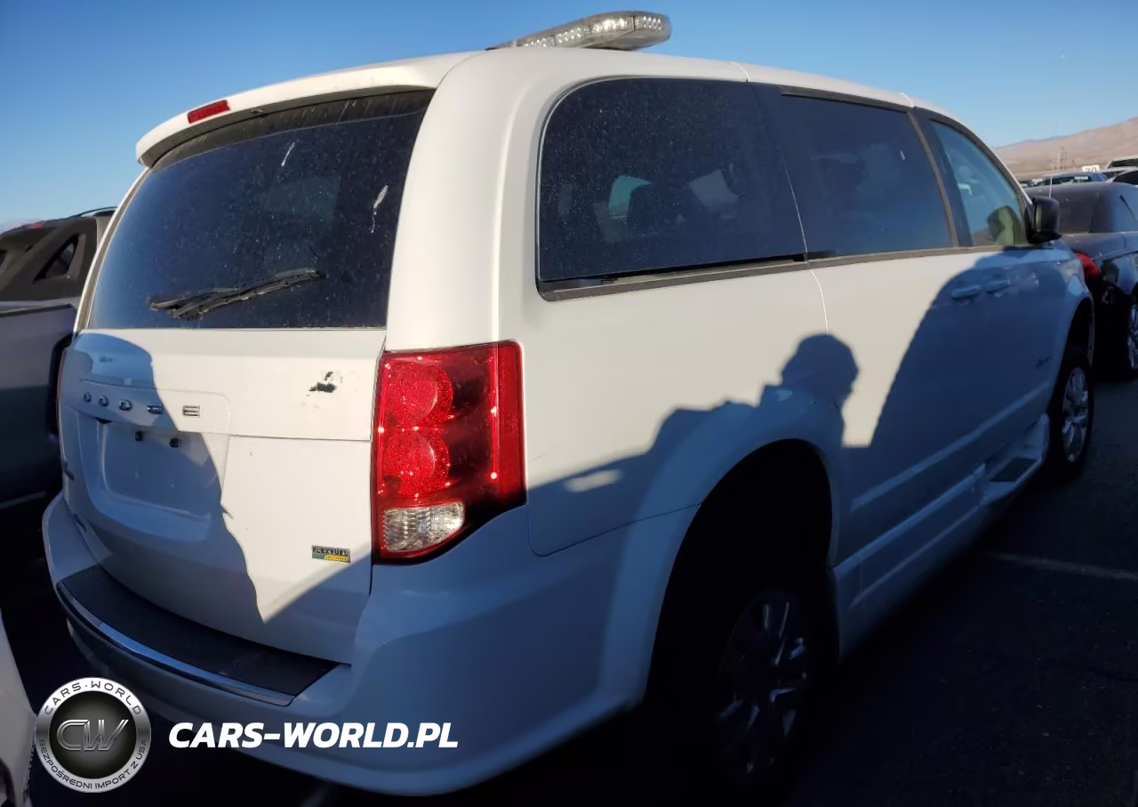 2018 Dodge Grand Caravan Se VIN:2C7WDGBGXJR216708 - 3
