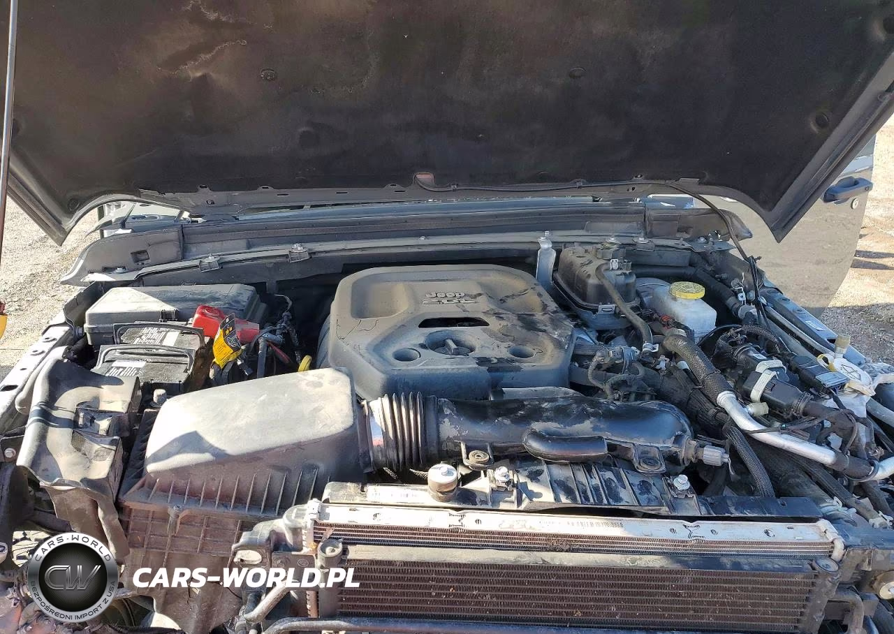 2023 Jeep Wrangler Sahara VIN:1C4HJXENXPW529816 - 11
