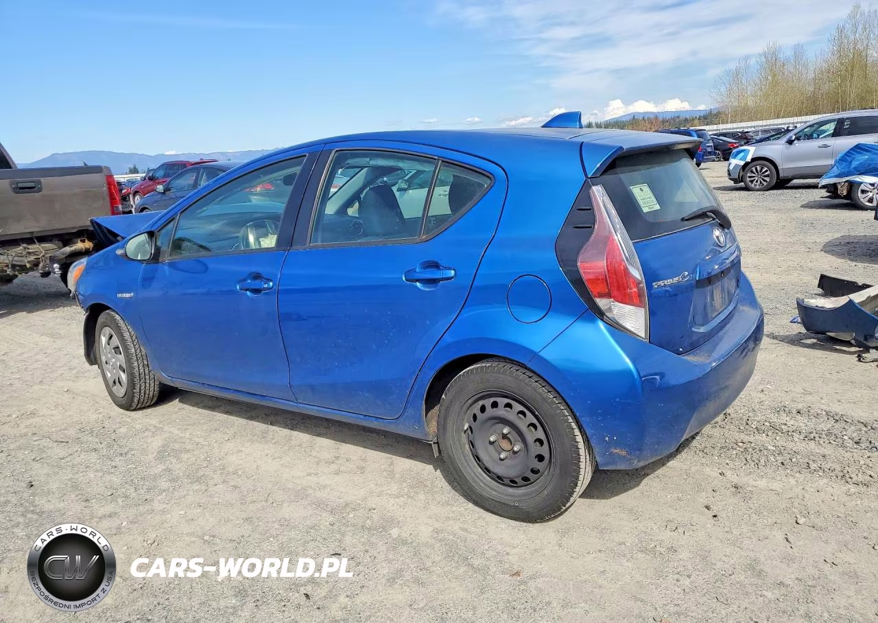 2015 Toyota Prius C Two VIN:JTDKDTB36F1587152 - 2