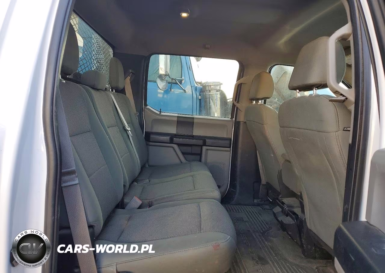 2019 Ford F350 Super Duty Utility - Service Truck VIN:1FT8W3DT6KEC46029 - 10