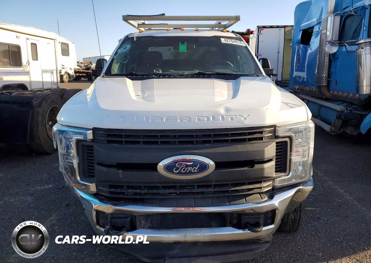 2019 Ford F350 Super Duty Utility - Service Truck VIN:1FT8W3DT6KEC46029 - 5