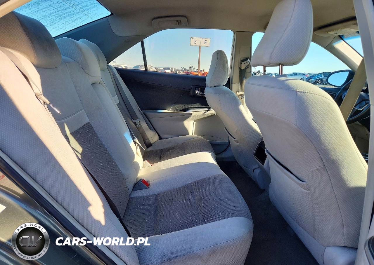2013 Toyota Camry Hybrid Le VIN:4T1BD1FK0DU075819 - 10