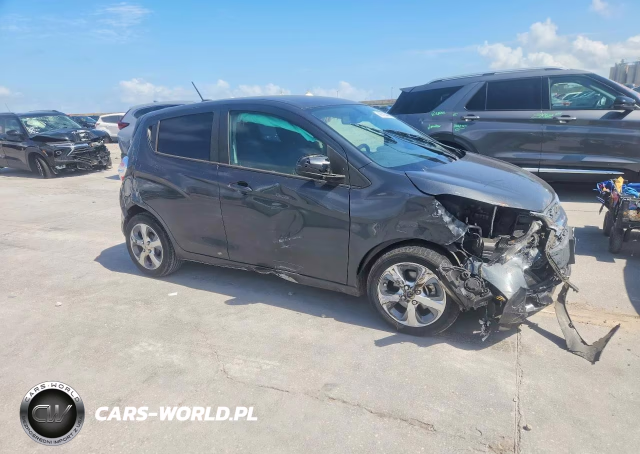 2019 Chevrolet Spark Ls VIN:KL8CB6SAXKC765372 - 4