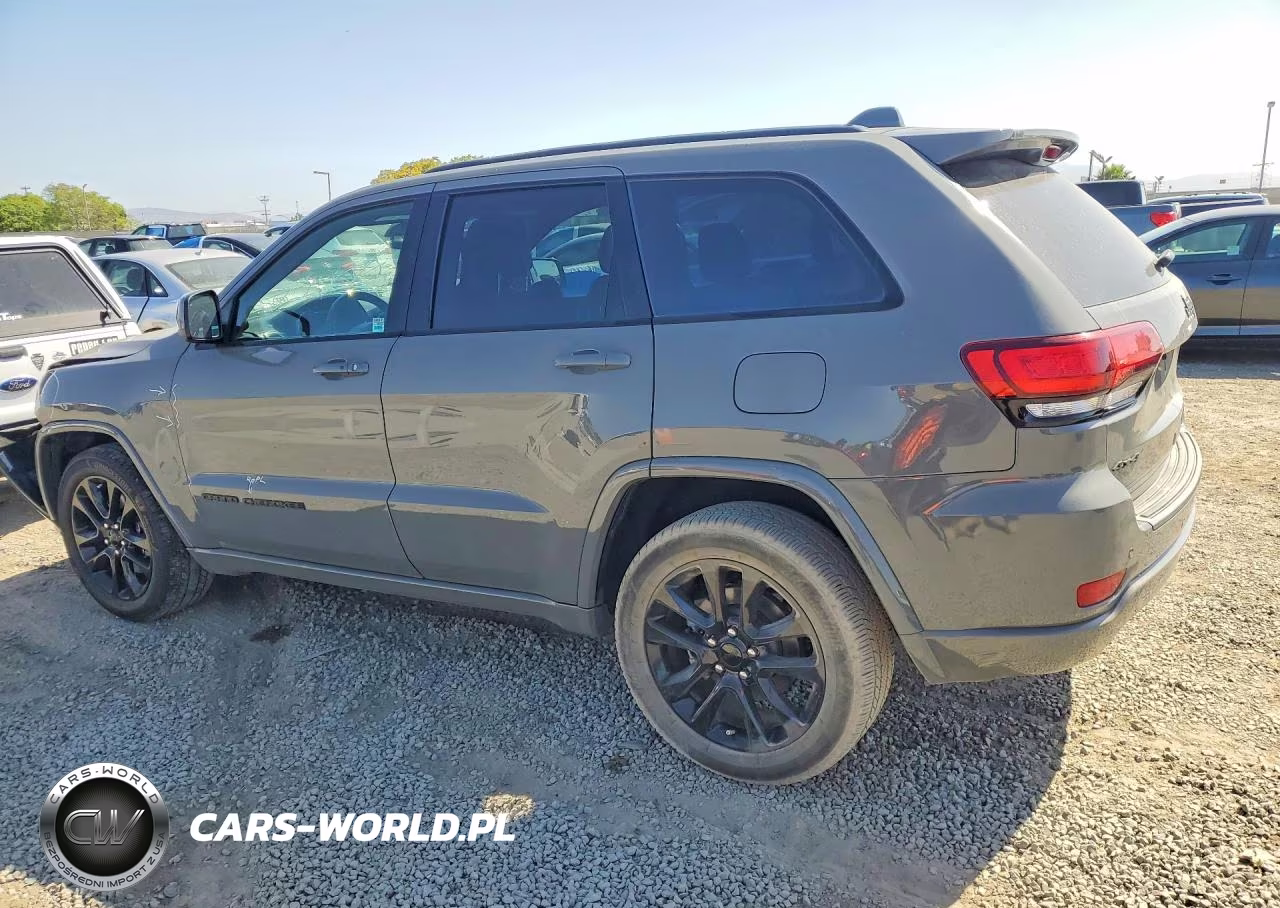 2021 Jeep Grand Cherokee Laredo VIN:1C4RJFAG3MC589746 - 2