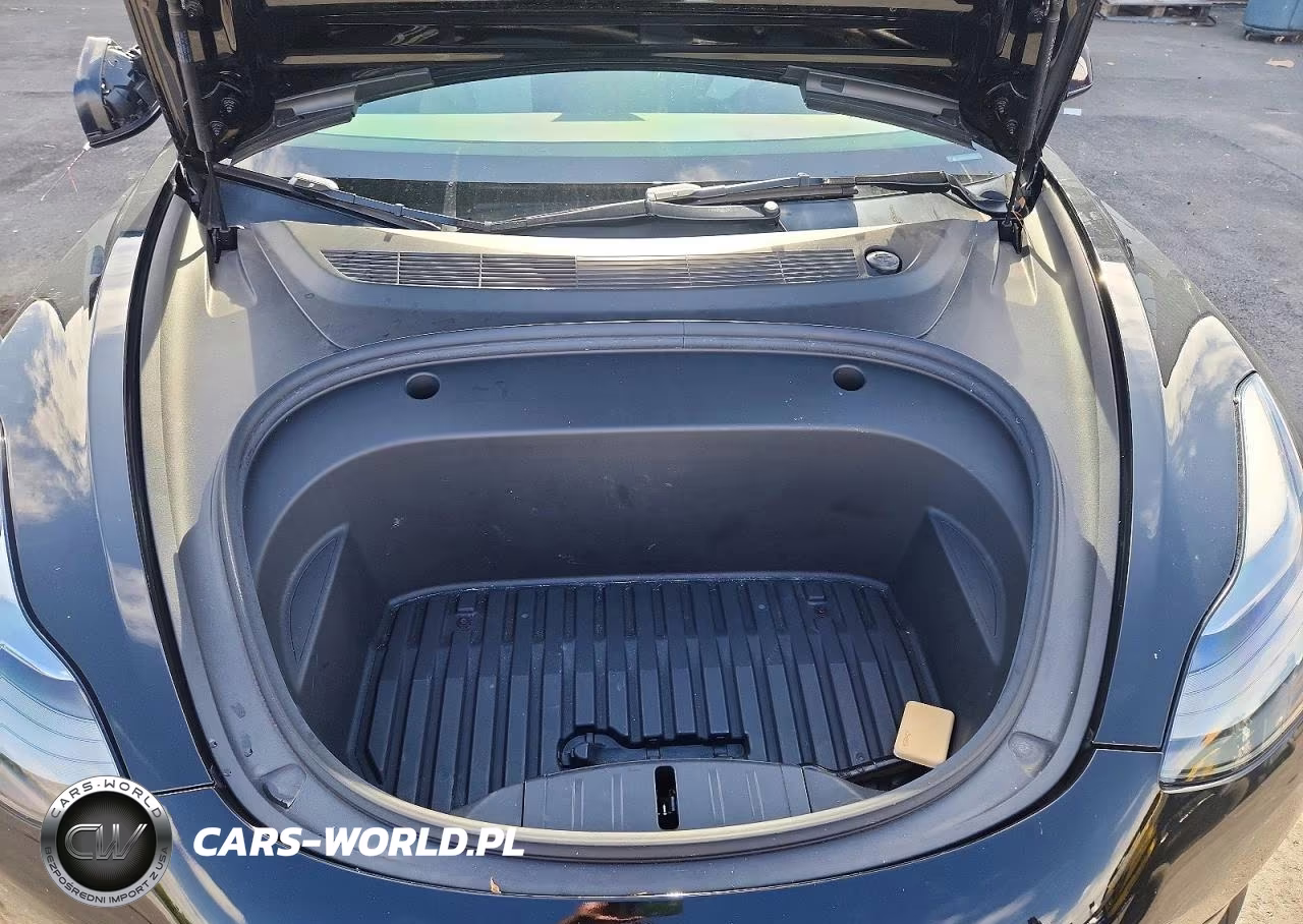 2023 Tesla Model 3 VIN:5YJ3E1EC2PF582671 - 11