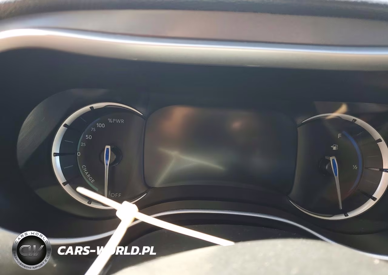 2024 Chrysler Pacifica Hybrid Select VIN:2C4RC1S7XRR118378 - 9