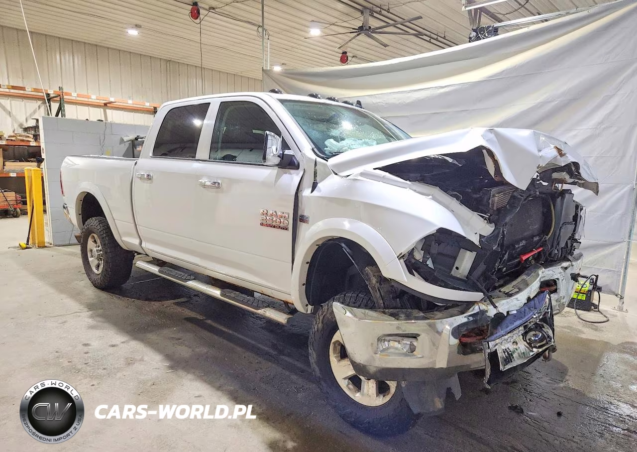2014 Ram 2500 Laramie VIN:3C6TR5FJXEG263719 - 4