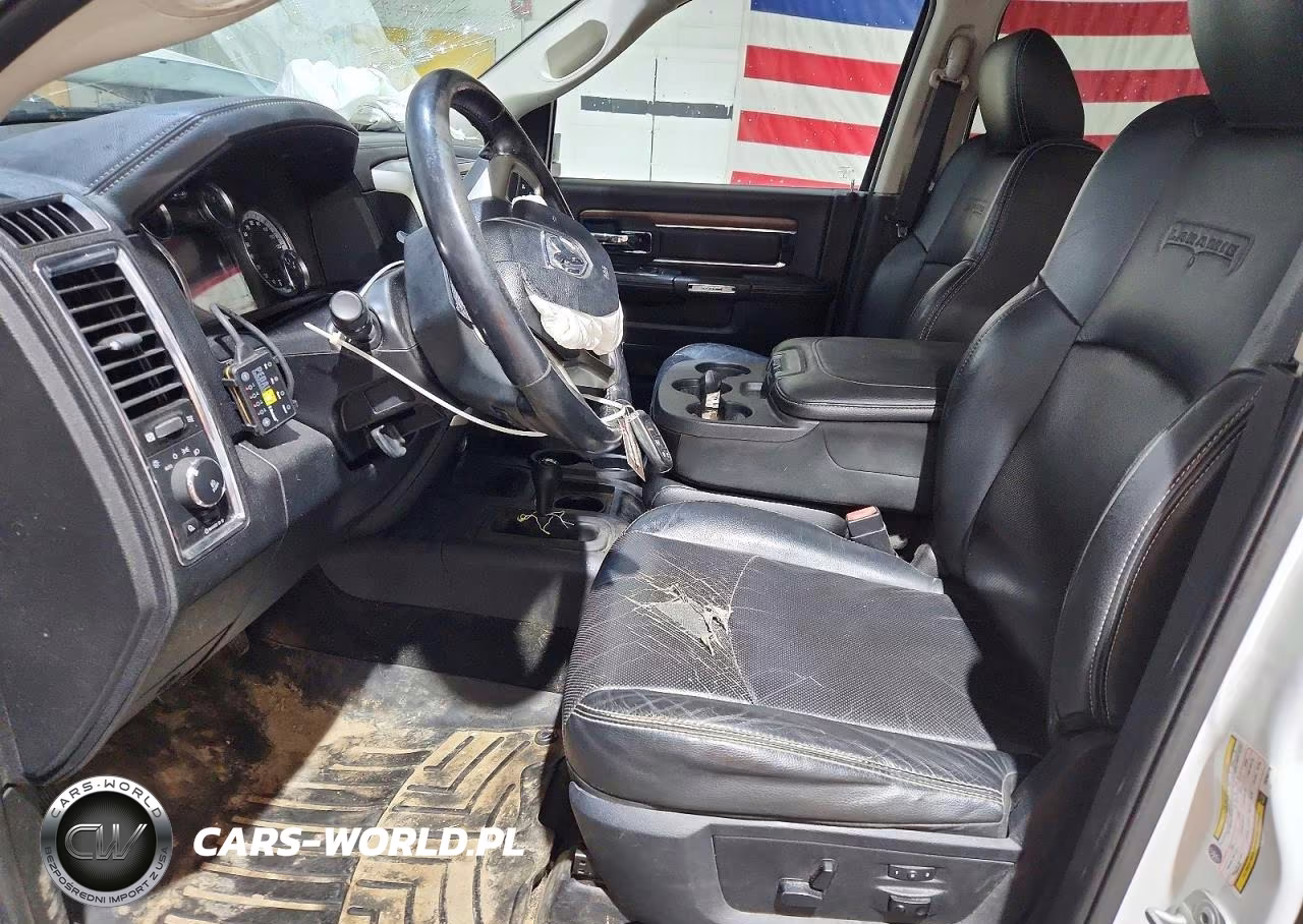 2014 Ram 2500 Laramie VIN:3C6TR5FJXEG263719 - 7