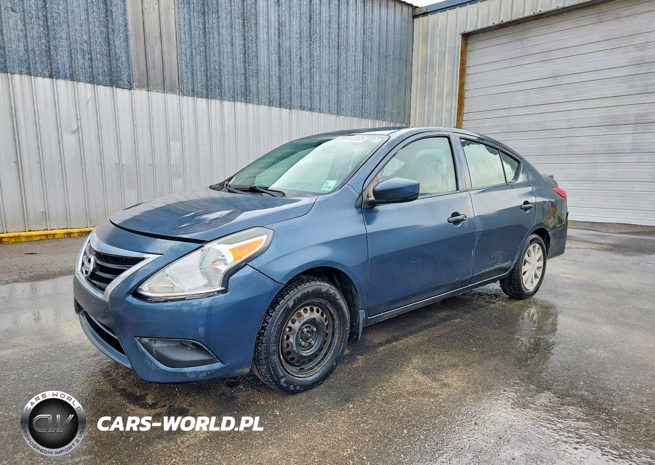 2017 Nissan Versa 1.6 S Plus