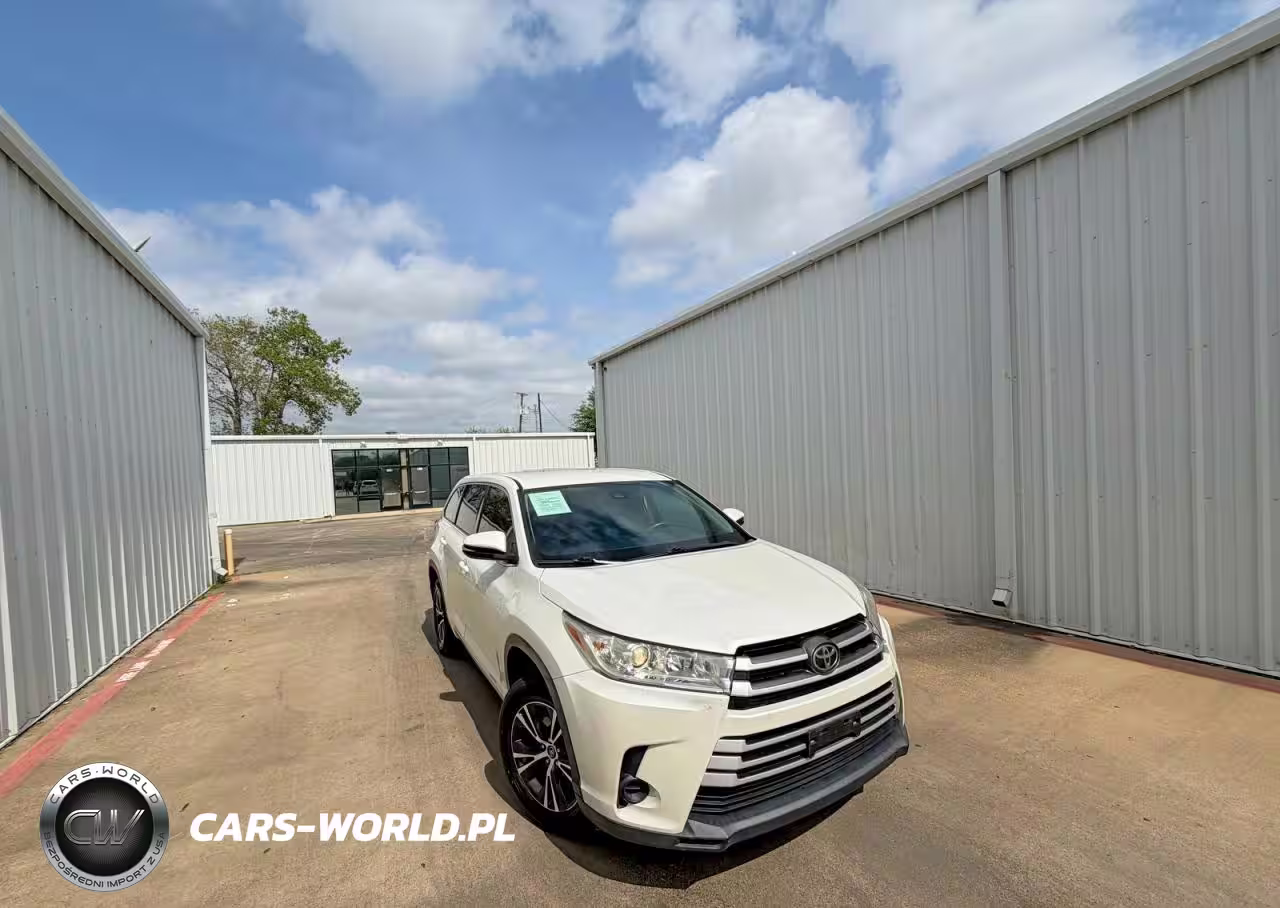 2017 Toyota Highlander Le