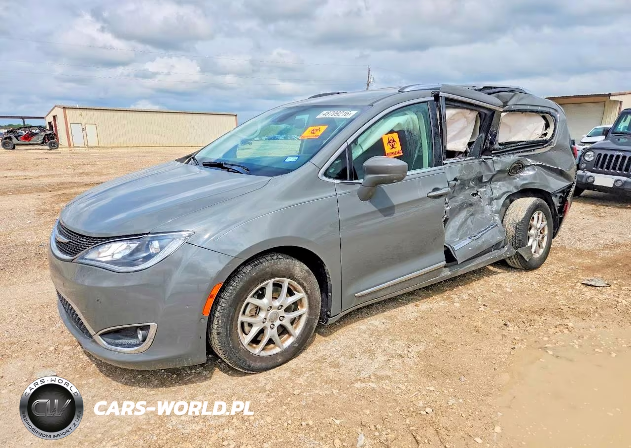 2020 Chrysler Pacifica Touring L