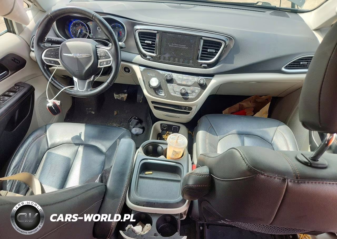 2020 Chrysler Pacifica Touring L VIN:2C4RC1BG3LR235775 - 8