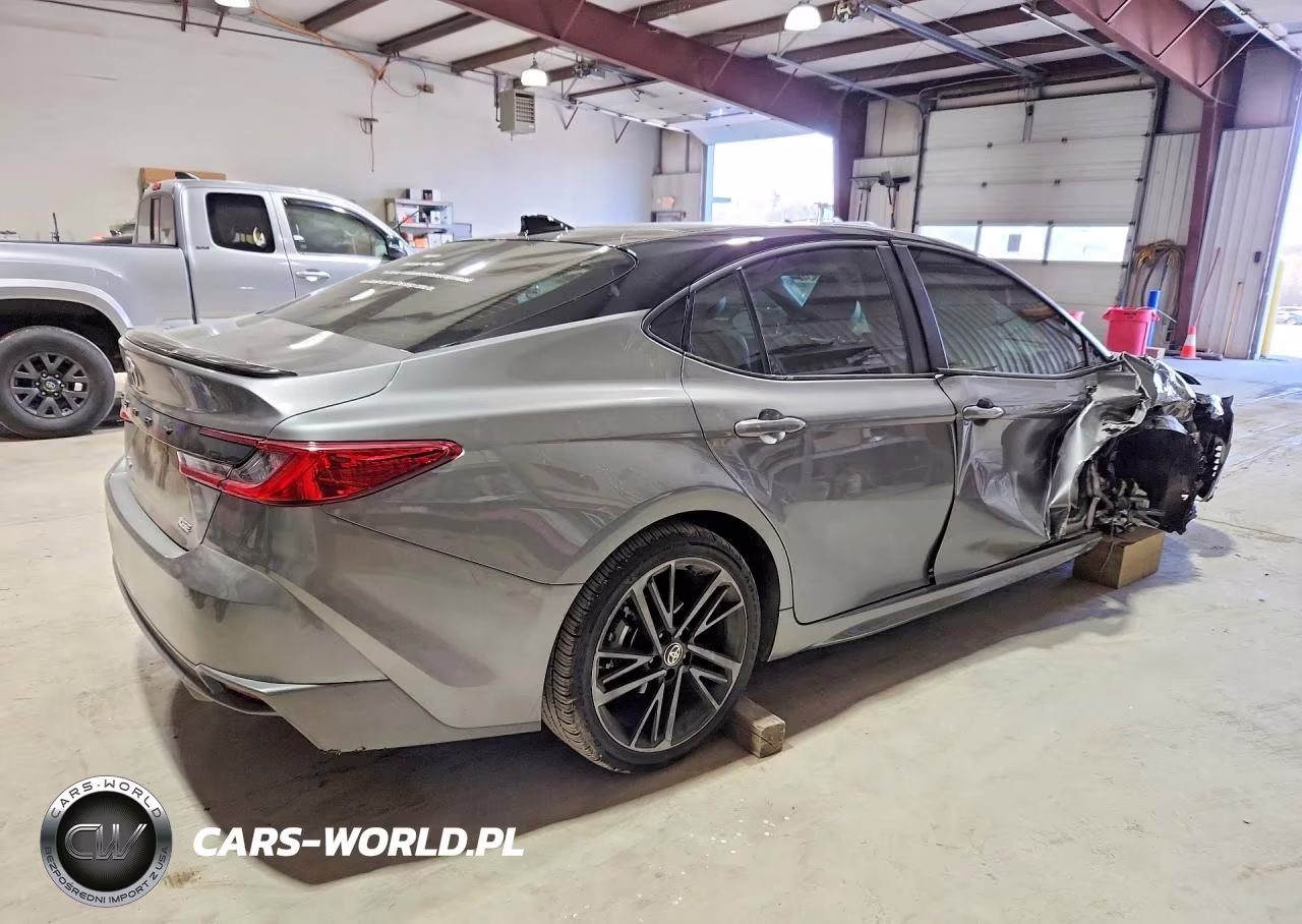 2025 Toyota Camry Xse VIN:4T1DAACK0SU530624 - 3