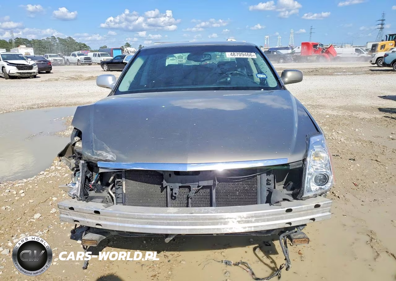 2011 Cadillac Dts Luxury Collection VIN:1G6KD5E61BU149460 - 5