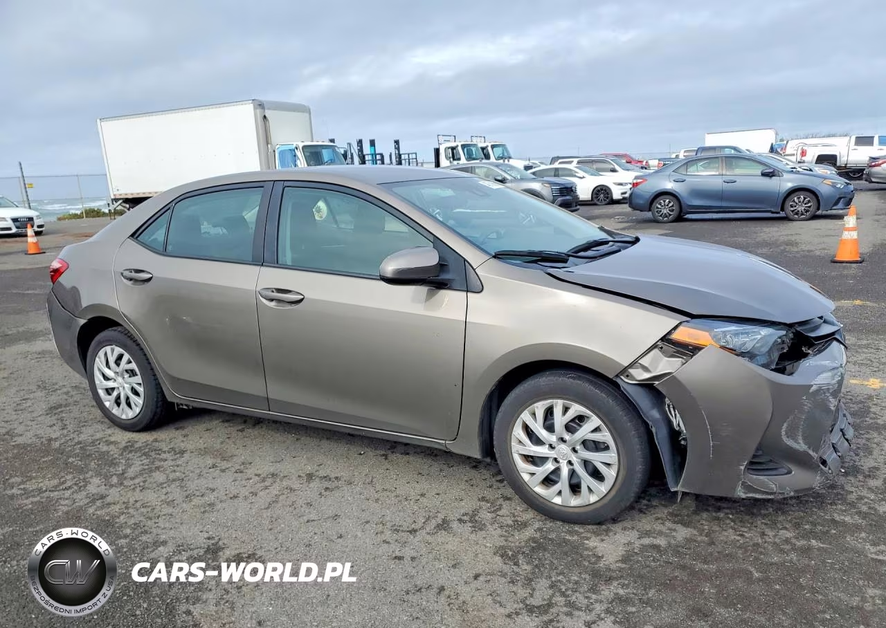 2019 Toyota Corolla L VIN:5YFBURHE5KP918157 - 4