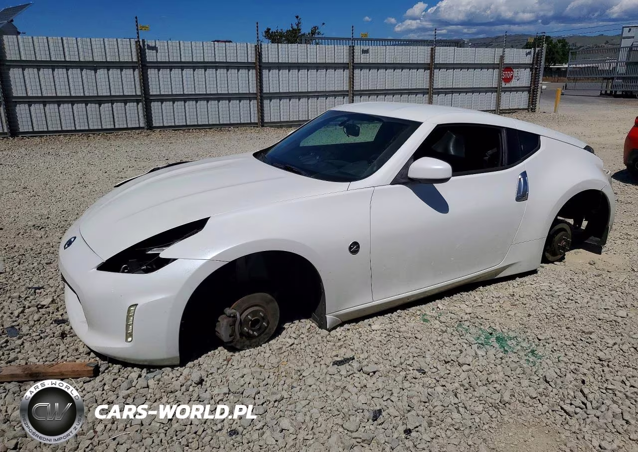 2014 Nissan 370Z Base