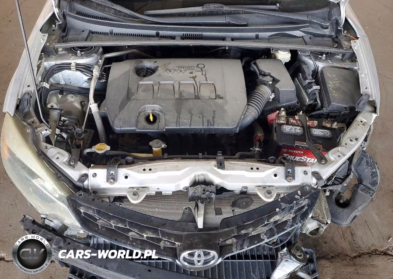 2015 Toyota Corolla S Plus VIN:5YFBURHEXFP266755 - 11
