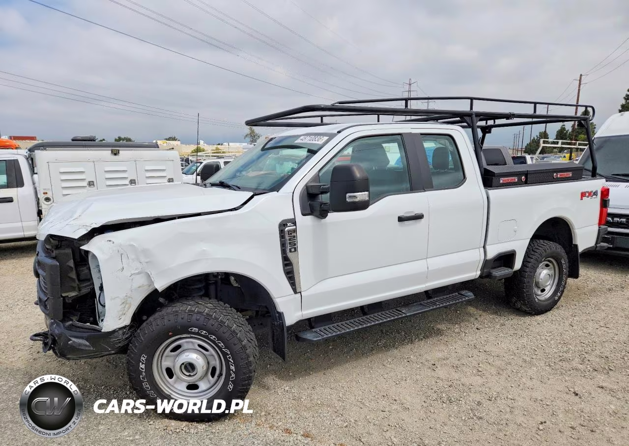 2024 Ford F250 Super Duty – zdjęcie 1 z 13