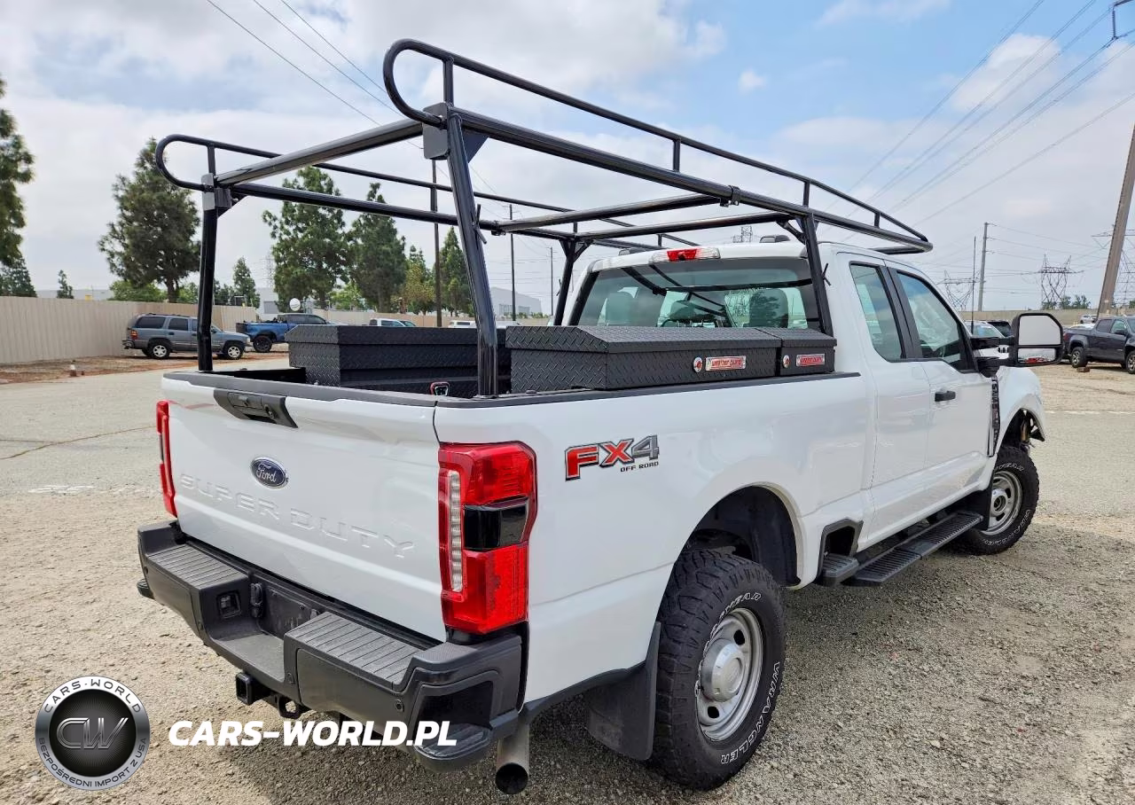 2024 Ford F250 Super Duty VIN:1FT7X2BAXREC11914 - 3