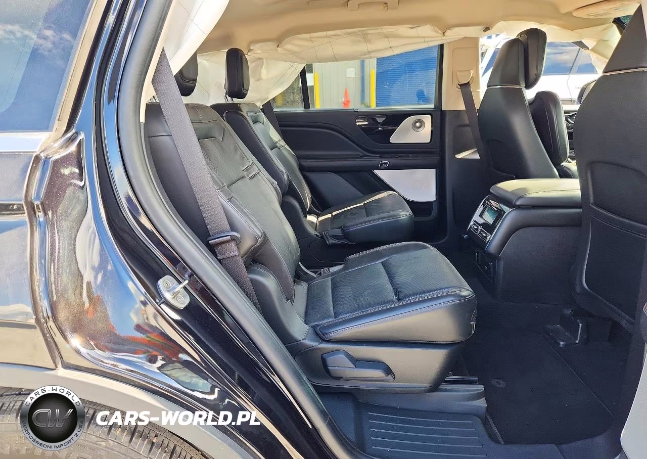 2020 Lincoln Aviator Reserve VIN:5LM5J7WC8LGL24881 - 11