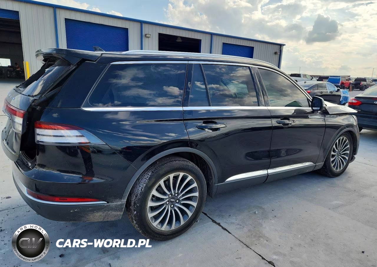 2020 Lincoln Aviator Reserve VIN:5LM5J7WC8LGL24881 - 3