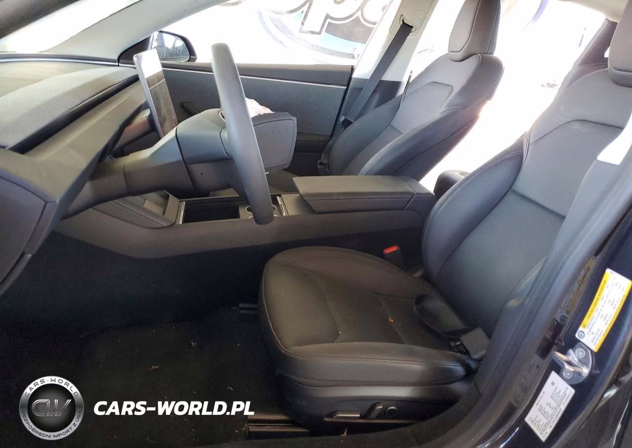 2025 Tesla Model 3 VIN:5YJ3E1EA3SF894232 - 7