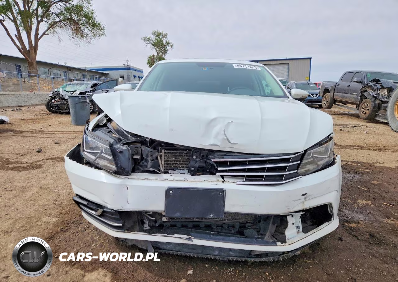 2017 Volkswagen Passat Se VIN:1VWBT7A34HC017330 - 5